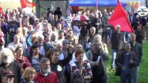 Internationales Antikriegsmeeting