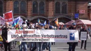 Abrüstung, Atomwaffenverbot, Entspannung