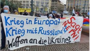KEINE WAFFEN IN DIE UKRAINE!