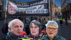 Free Julian Assange!