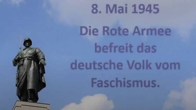 Bertolt Brecht Freiheit und Democracy