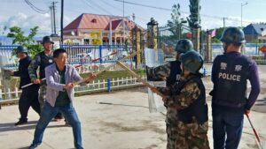 Die „Xinjiang Police“ Fakes - Der US-Giftküche geht der Stoff aus