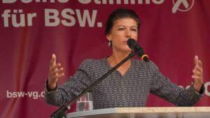 Krieg oder Frieden? Sahra Wagenknecht, Fabio De Masi und Michael von der Schulenburg